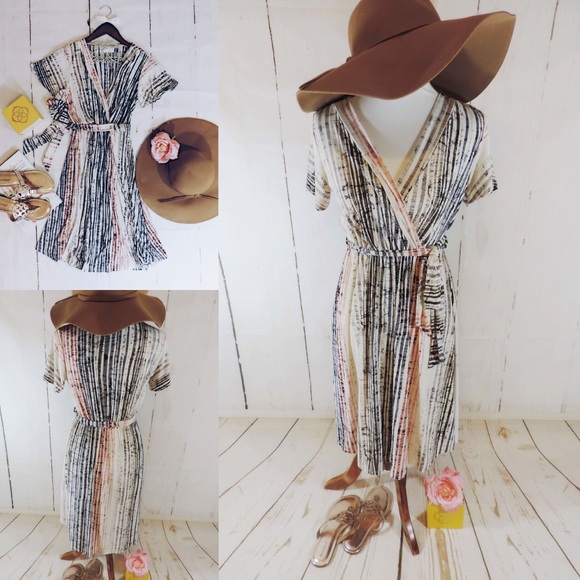 Dresses & Skirts - Gorgeous Striped Wrap Dress 👗Brand New WT